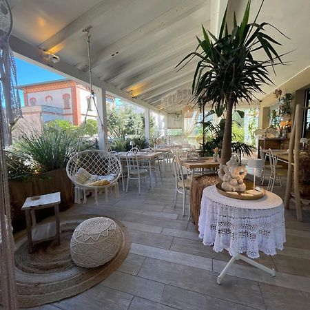 ريميني Americana Beach House المظهر الخارجي الصورة